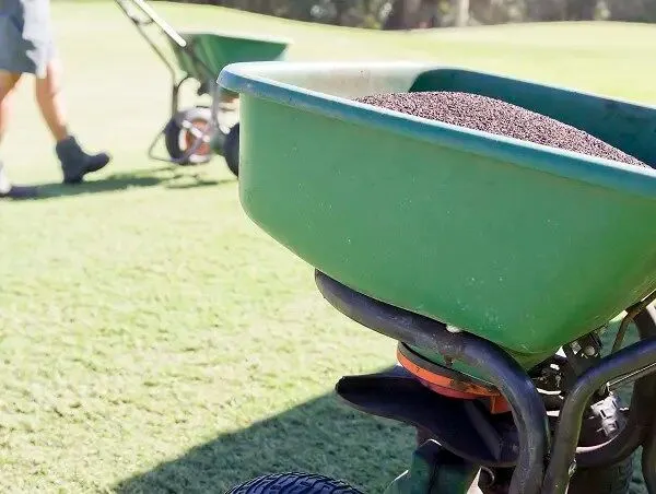 Fertiliser in Spreader